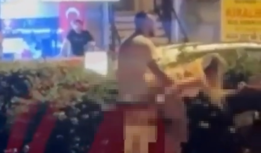 Antalya da sokak ortasında cinsel ilişki rezaleti