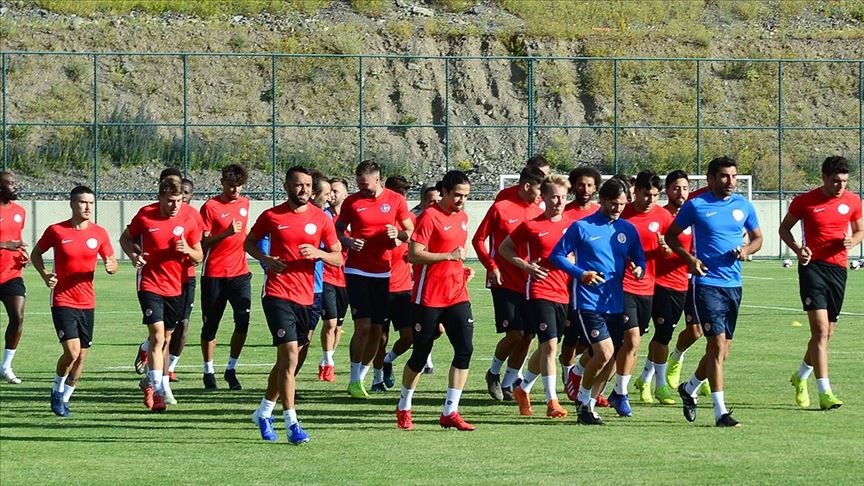 Antalyaspor sezona  gençleşerek  giriyor