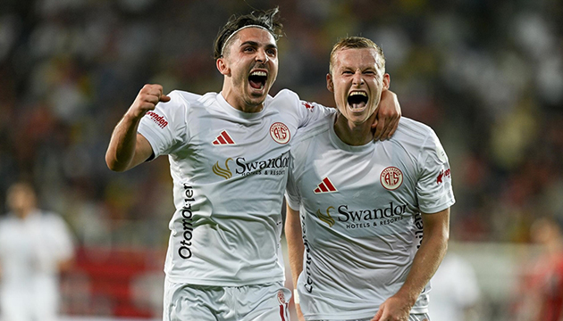 Antalyaspor Süper Lig de ilk peşinde