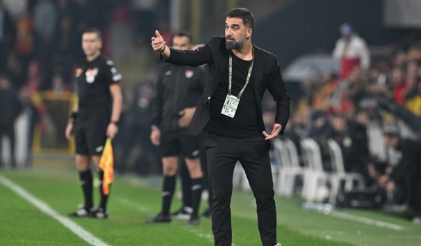 Arda Turan dan Emre Mor hamlesi!