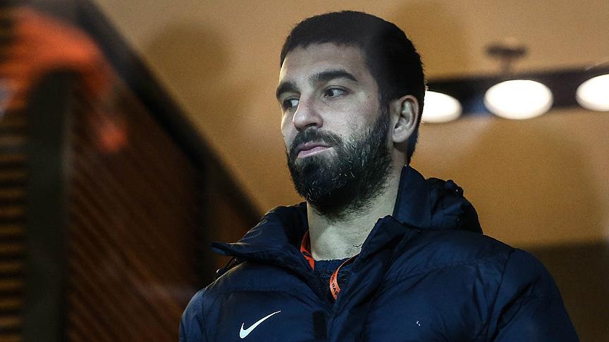 Arda Turan bayramları karıştırdı: 19 Mayıs Ulusal Egemenlik ve Çocuk Bayramı