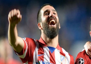 Arda Turan Uçak Kaptanı Oldu! İlk Anonsu...