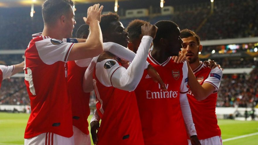 Arsenal, Almanya da zorlanmadı!
