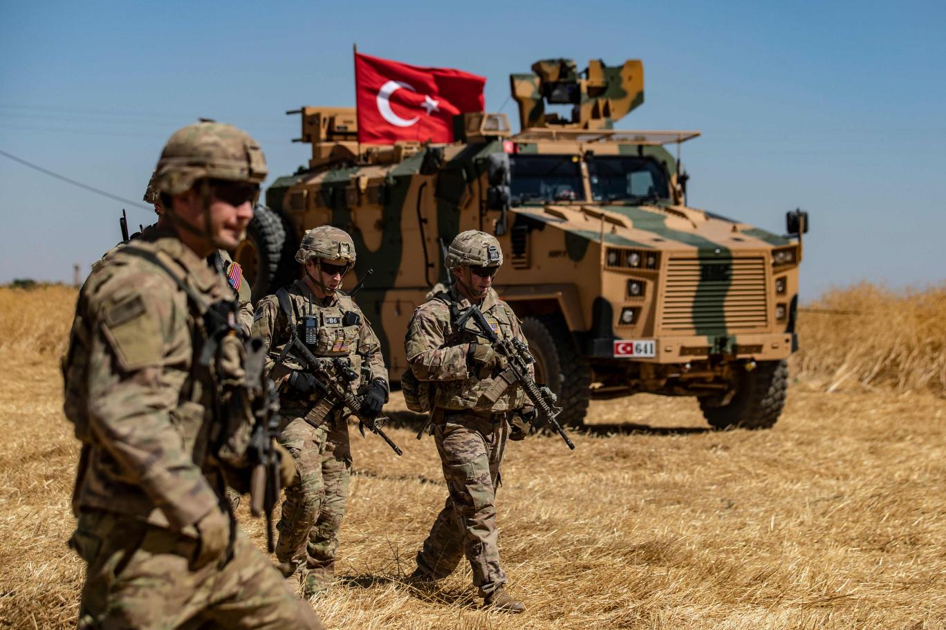 Komandolar 10 PKK lıyı etkisiz hale getirdi