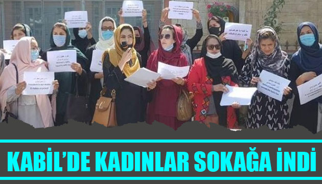 Kabil de kadınlar sokağa döküldü: Cumhurbaşkanlığı sarayına yürüdüler