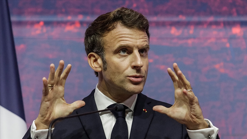 Macron, yeni bir düzene topluca geçiş yapıldığını söyledi