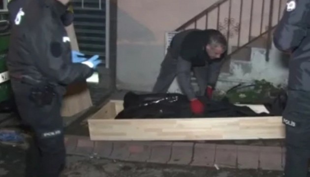 İstanbul'da kadın cinayeti: Bazaya koyup yaktılar!