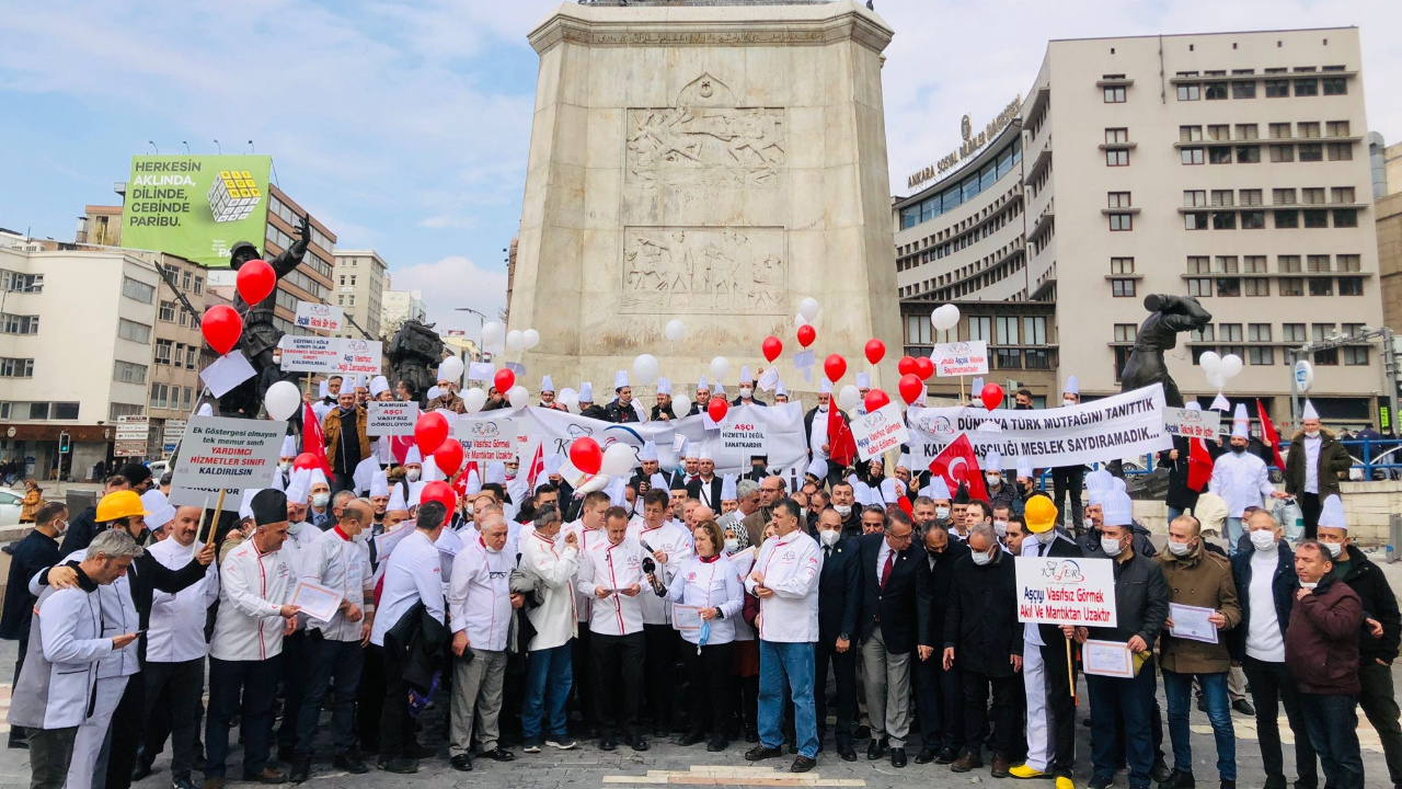 Kamu aşçıları 3600 ek gösterge için Ankara daydı