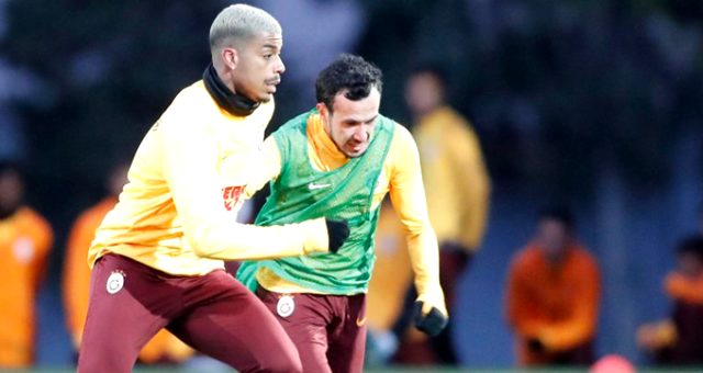 Galatasaray u19 takımı as takımı yıktı geçti