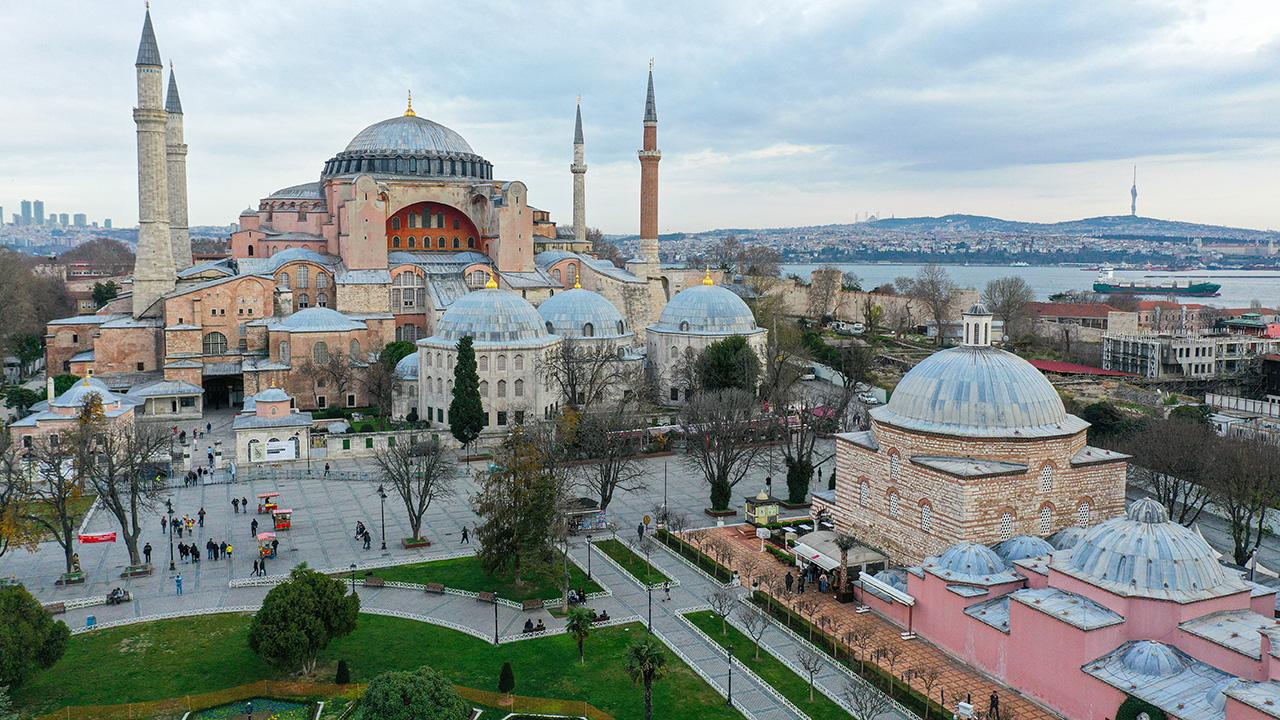 Ayasofya daki proje ve uygulamalara yönelik toplantı yapıldı