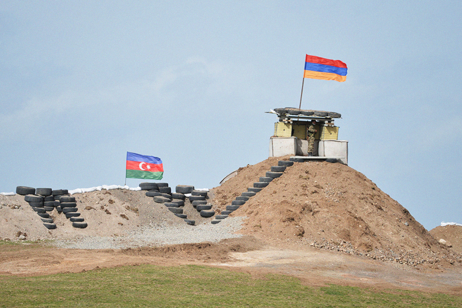 Azerbaycan ve Ermenistan dan ‘sınır bombardımanları’ ile ilgili karşılıklı suçlamalar