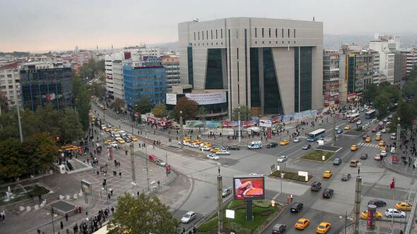 Kızılay da protesto: Yollar kapatıldı