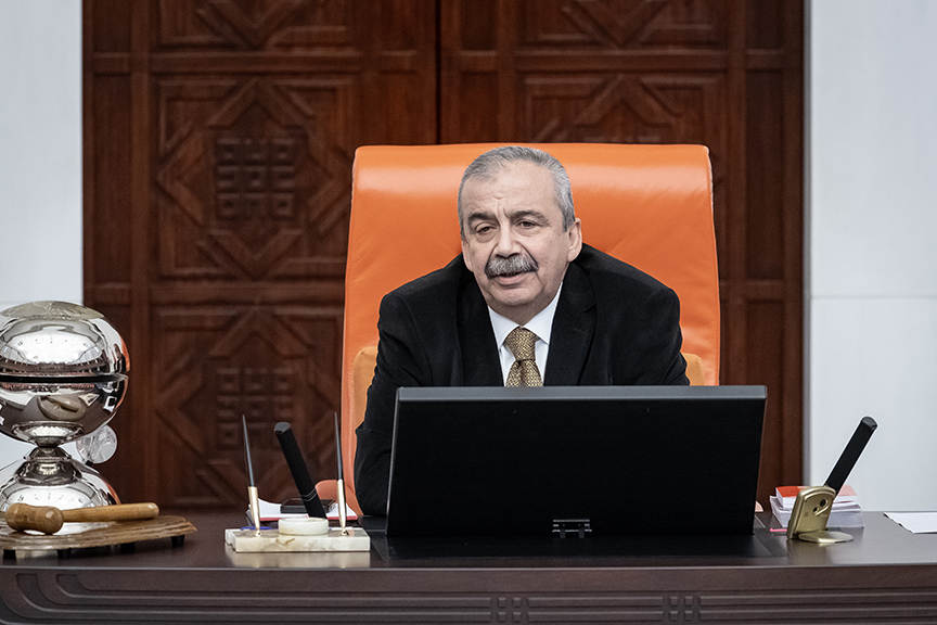 Meclis te Sırrı Süreyya Önder anılacak