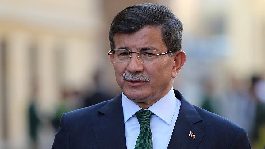 Davutoğlu ndan Erdoğan a tepki: Petrol sevkiyatı neden devam ediyor?