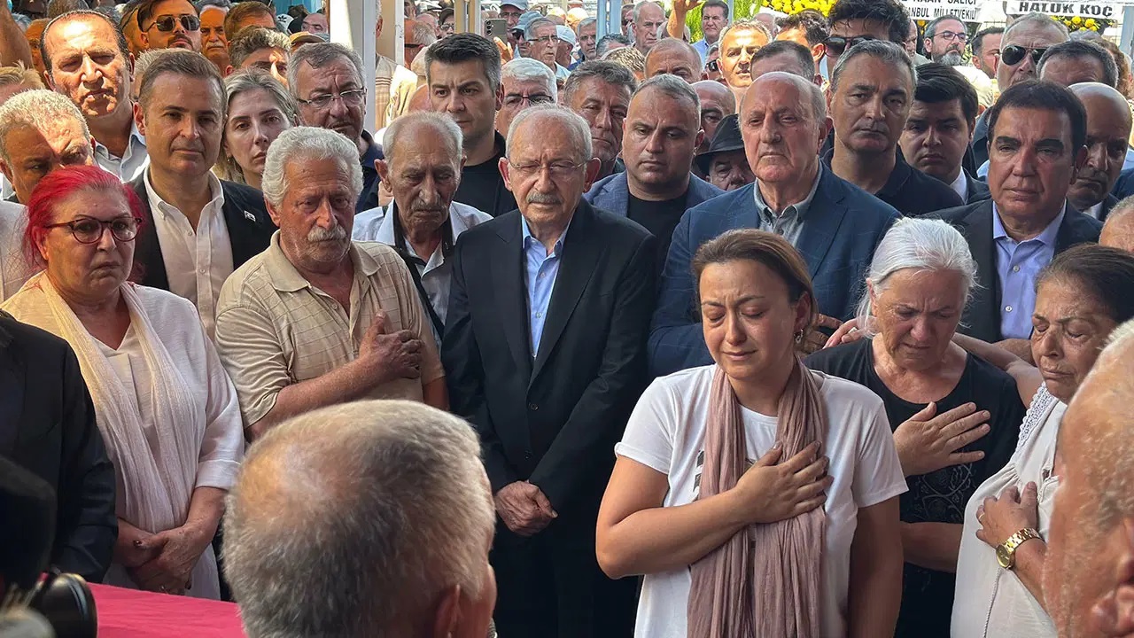 Kılıçdaroğlu nun kardeşi son yolculuğuna uğurlandı