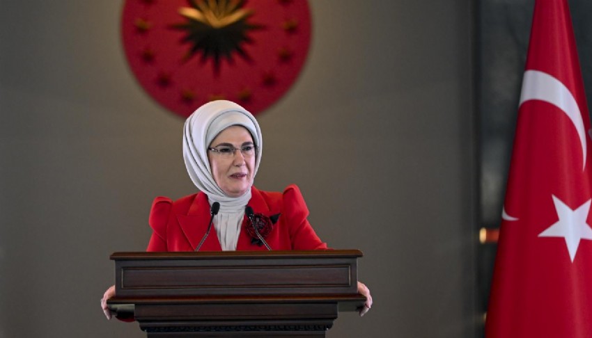 Emine Erdoğan'dan 30 Ağustos mesajı