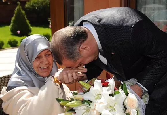 Erdoğan dan Anneler Günü mesajı