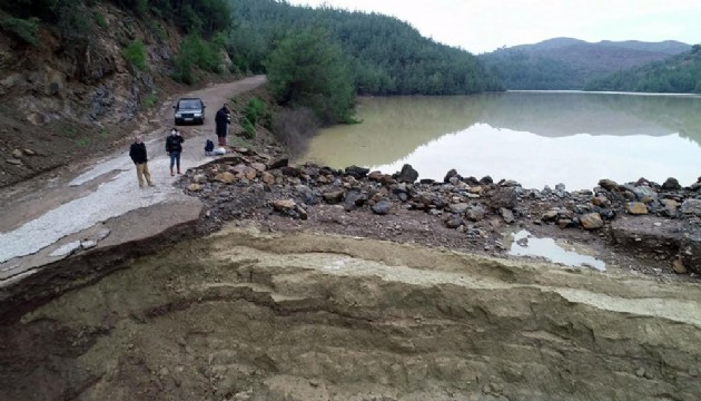 İzmir'de 30 ev boşaltıldı