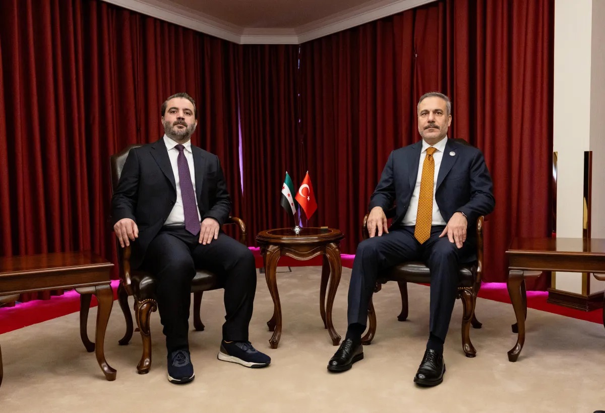 Bakan Fidan dan kritik temaslar