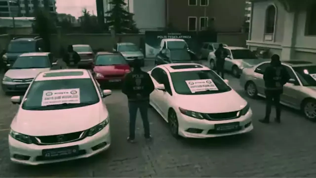 Change şebekesi çökertildi