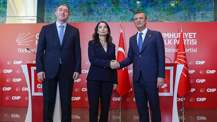 Gözler CHP-DEM görüşmesinde