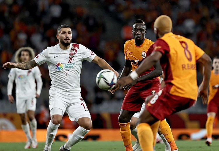 Babel Galatasaray dan ayrılıyor mu?