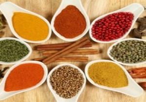 Baharat Yiyenin Evine Doktor Girmez