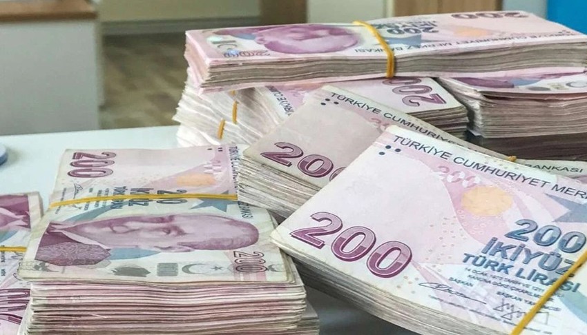 Naki Bakır yazdı: Vergi tahsilatı yavaşladı harcamalar hızlı arttı