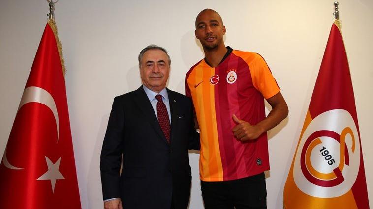 N Zonzi 1 yıl daha Galatasaray da