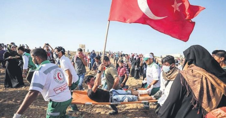 İsrail askerleri Türk bayraklı genci vurdu