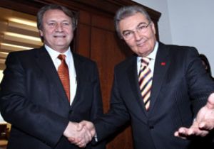 SOL, UZLAŞMAZLIK EZBERİNİ BOZMADI! CHP-DSP İTTİFAKI BAŞLAMADAN BİTTİ!