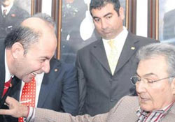 CHP DE  YALAKA  TARTIŞMASI DİNMİYOR