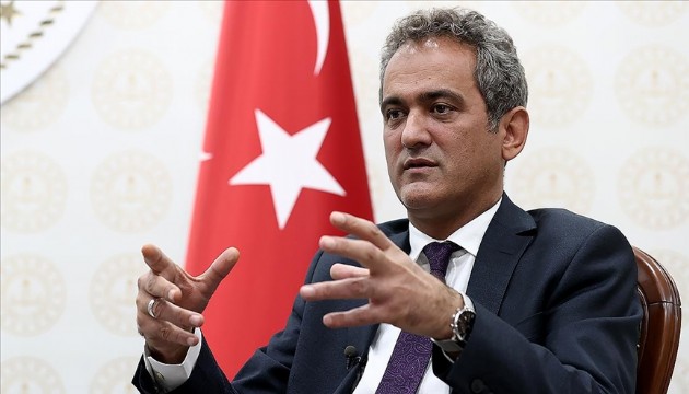 Bakan Özer'den MEB şurası açıklaması