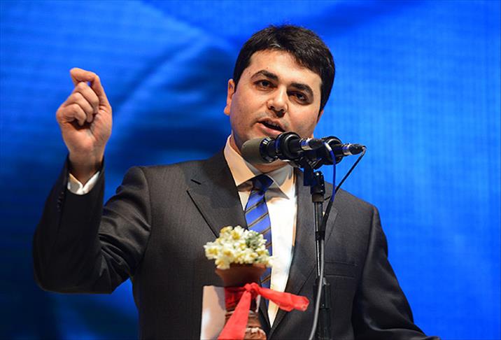 Canlı yayında açıkladı: DP Lideri Gültekin Uysal 3 maaşını bağışladı