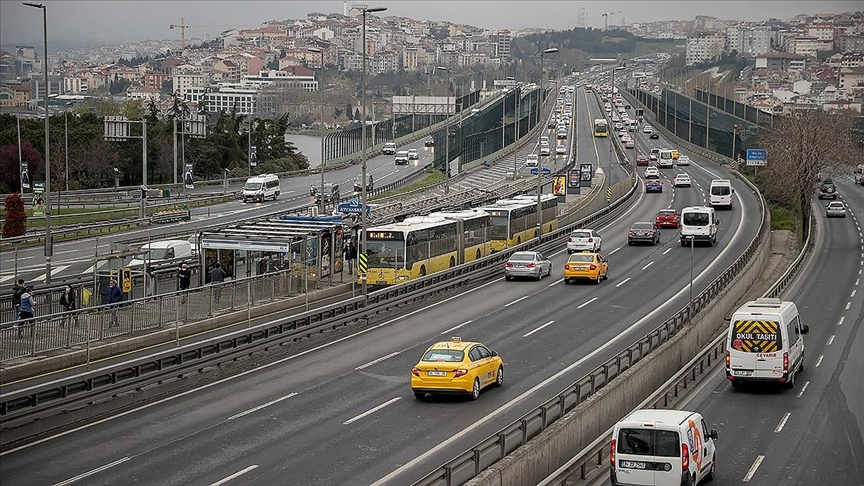 Yola çıkacaklar dikkat! Trafikte pazartesi sürprizi