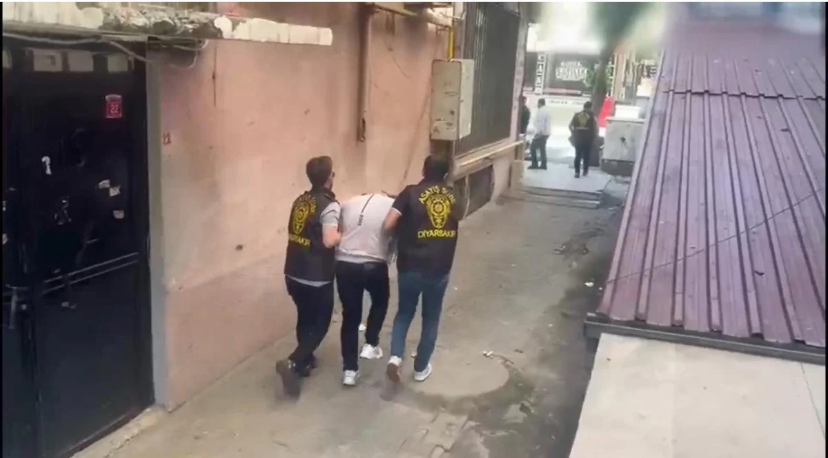 Fuhuş çetesine operasyon