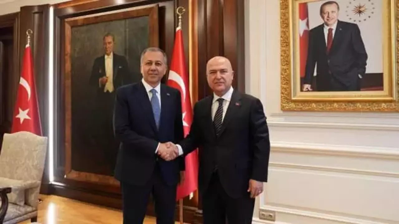CHP li Bakan dan İçişleri ne ziyaret