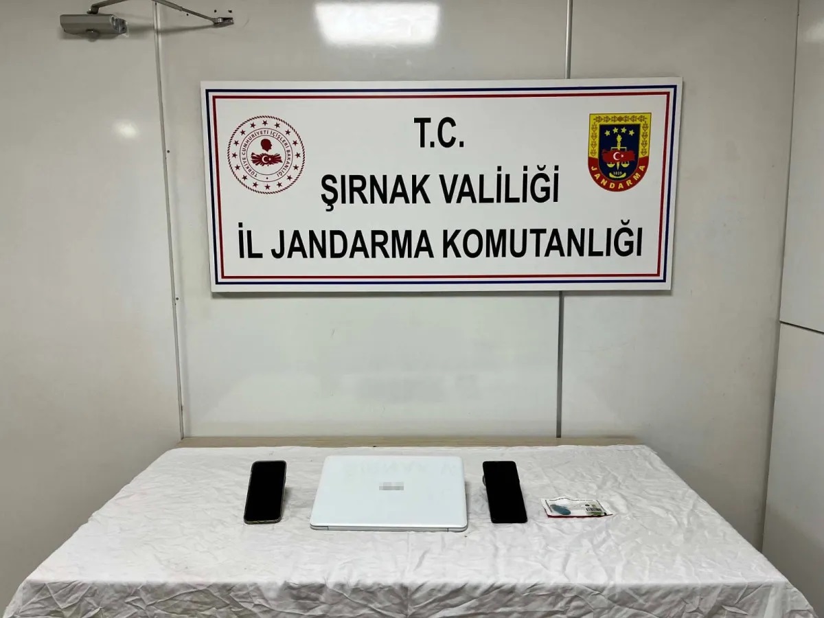 Rüşvet isteyen polisler tutuklandı
