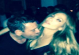 Jennifer Lopez İle  Mert Alaş  Partide!