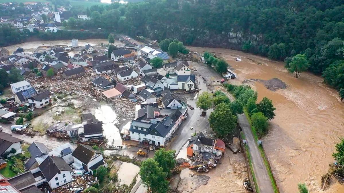 Belçika da sel felaketi: 27 ölü