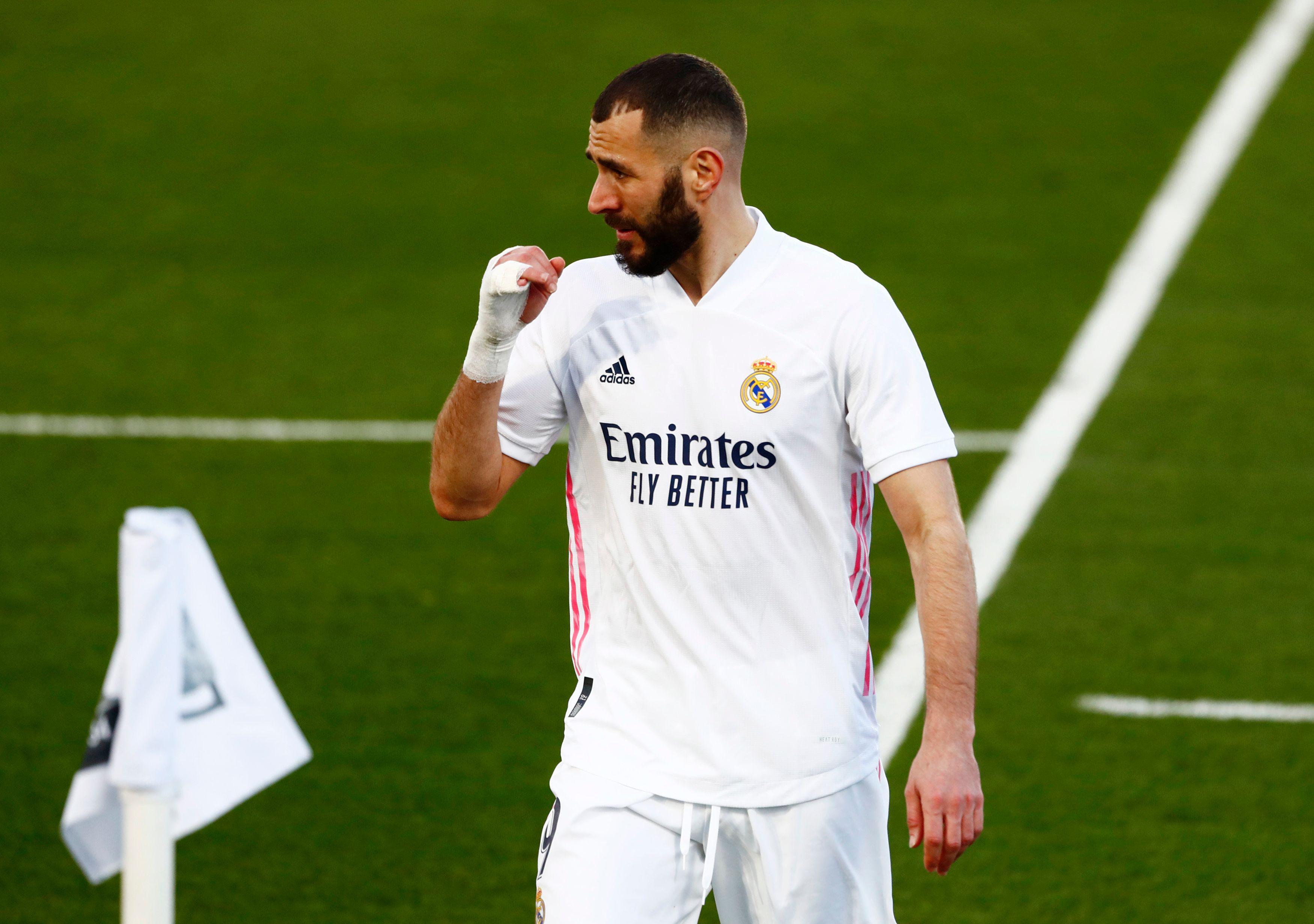 Benzema rekora doymuyor!