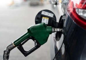 Benzine yine zam geldi!