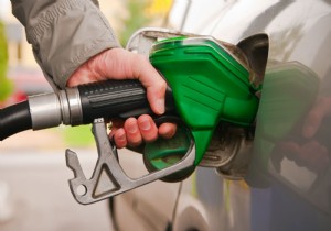 Benzine beklenen indirim!