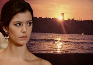 Beren Saat i şok eden reklam!!