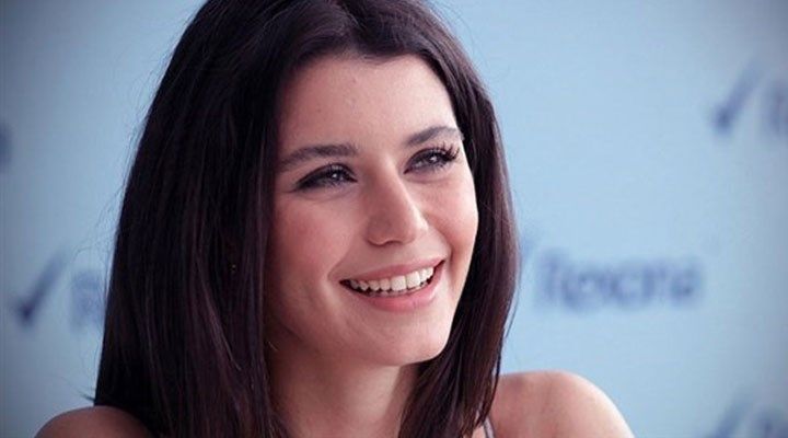 Beren Saat sevenlerini korkuttu