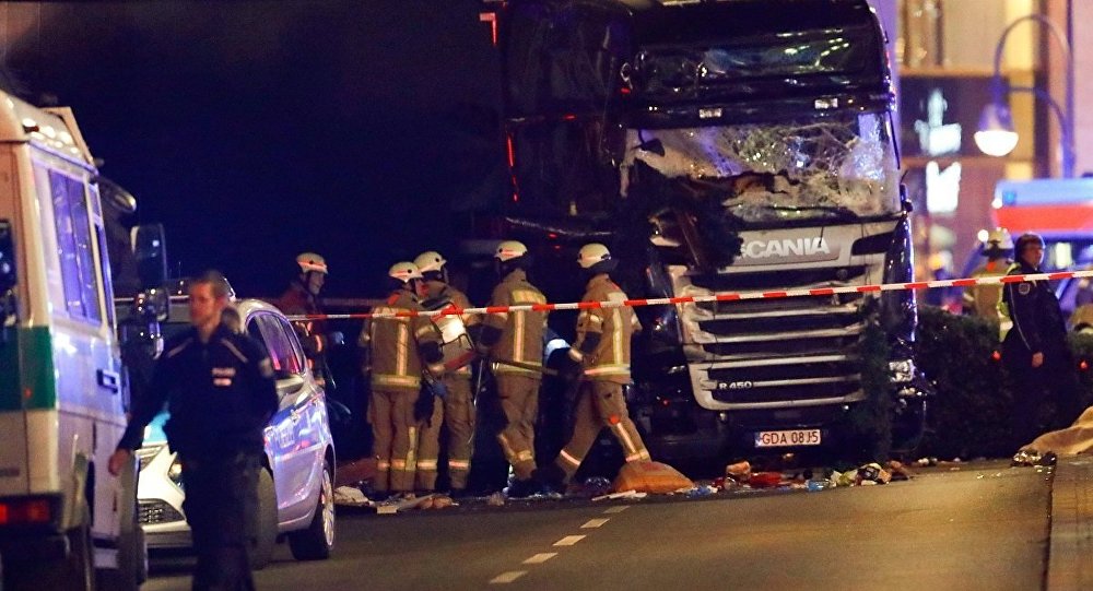 Berlin saldırısının şüphelisi öldürüldü