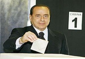 Berlusconi Önde Gidiyor