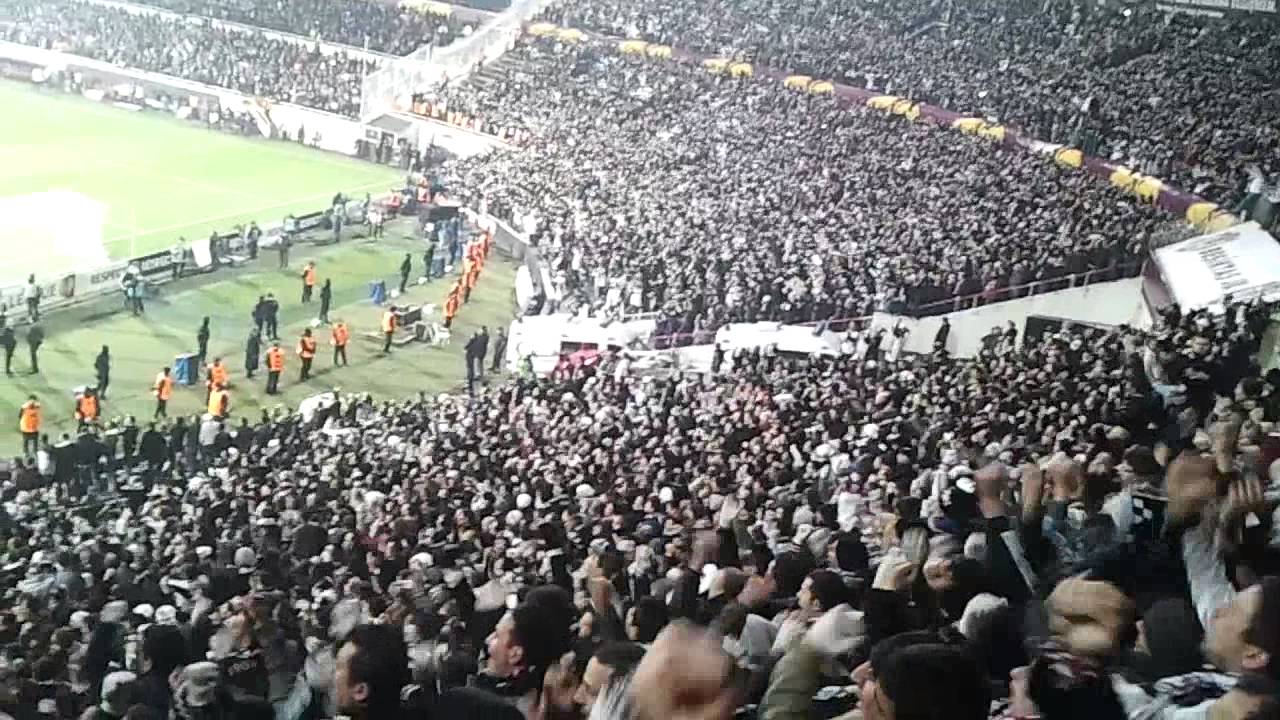 Beşiktaş taraftarı takıma sahip çıktı