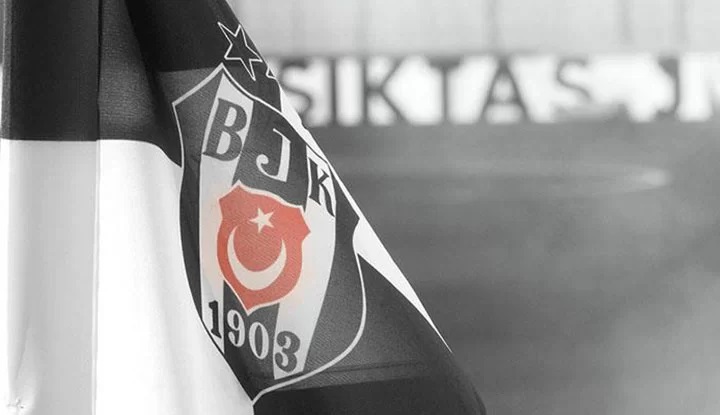 Beşiktaş ta 2 kadro dışı!