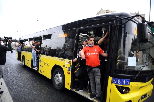 Beşiktaşlı taraftarlara gözaltı